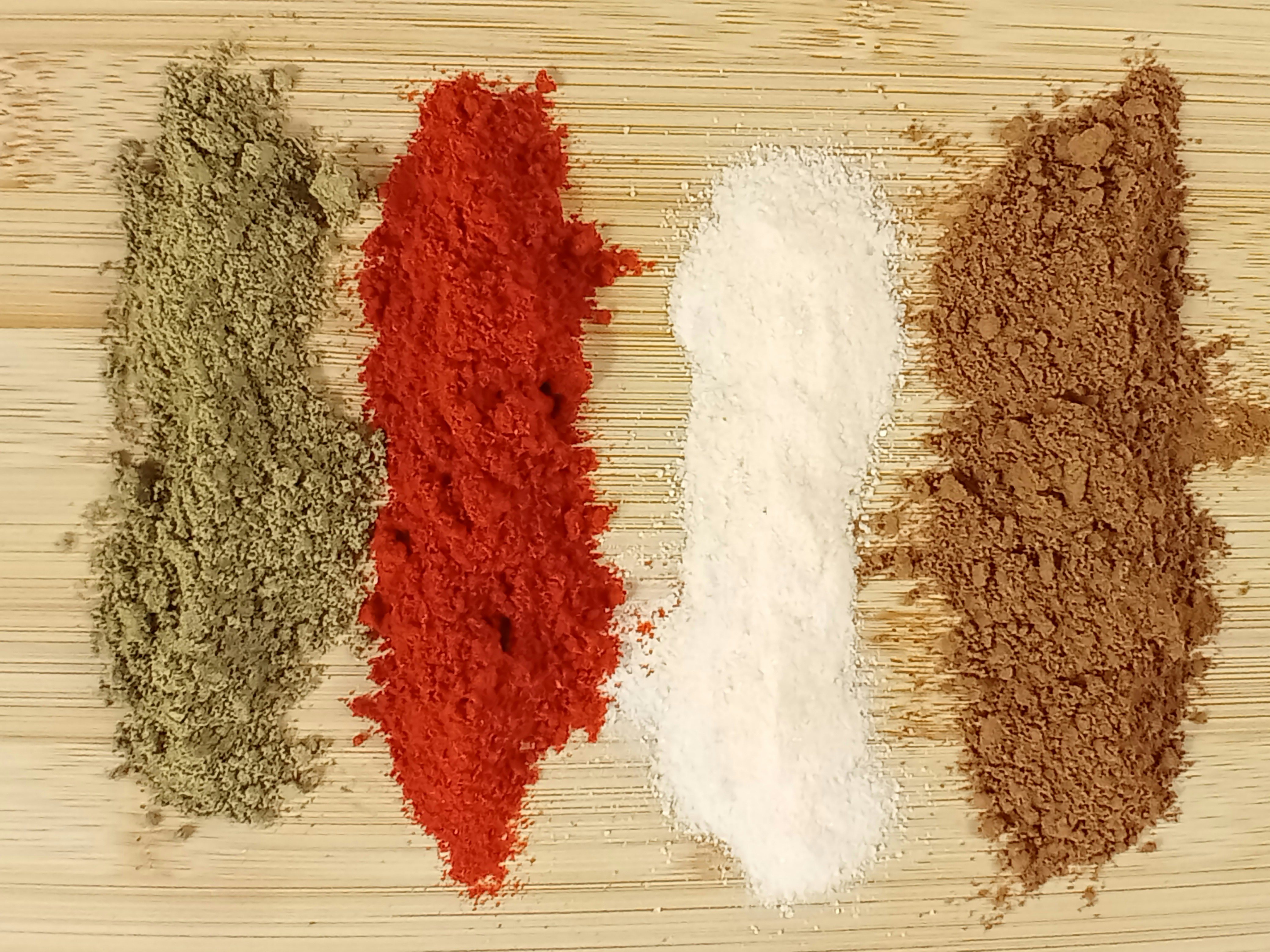 Aromatic spices and dried herbs for food manufacturers